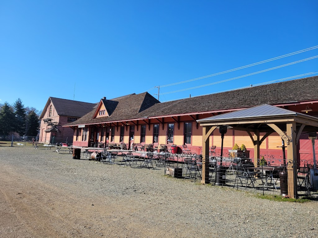 Smokeys Bar-B-Que Cle Elum | restaurant | 801 Milwaukee Ave, South Cle Elum, WA 98943, USA | 5096742006 OR +1 509-674-2006