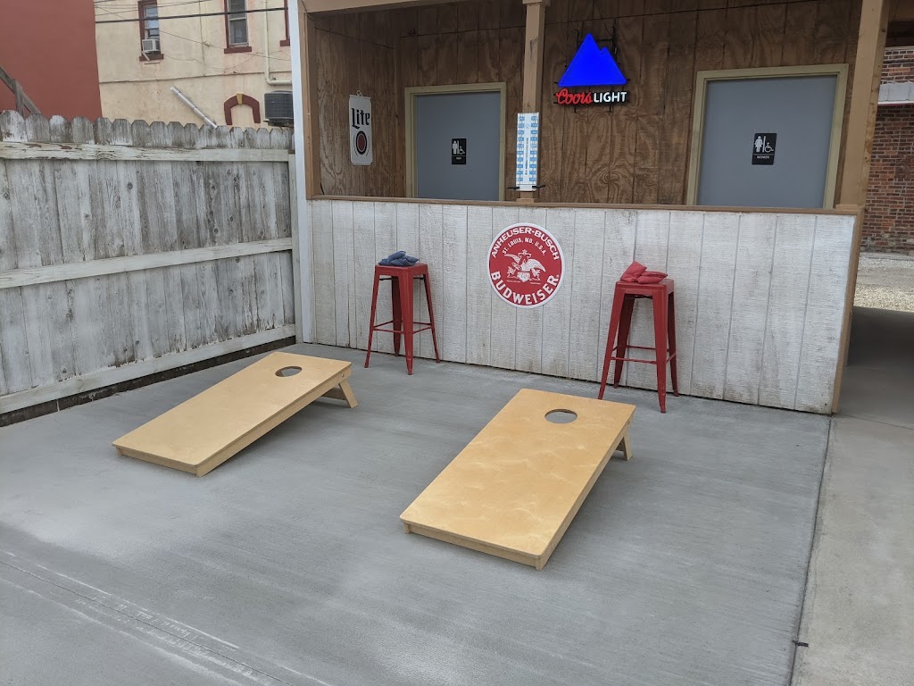 Hop Garden | restaurant | 121 N Capitol Ave, Mt Sterling, IL 62353, USA | 2177739096 OR +1 217-773-9096