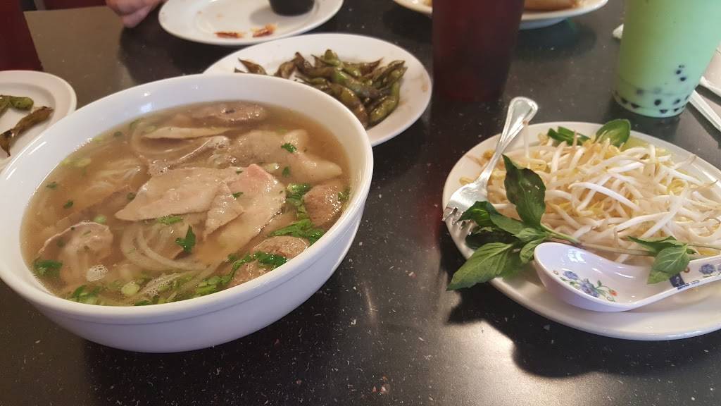 Pho Noodle & Asian Cuisine | restaurant | 1035 N Hwy 77, Waxahachie, TX 75165, USA | 9729378881 OR +1 972-937-8881