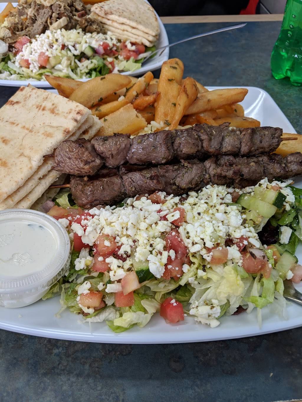 Cozmos Souvlaki | restaurant | 196 Greenbank Rd, Nepean, ON K2H 5V2, Canada | 6135964040 OR +1 613-596-4040