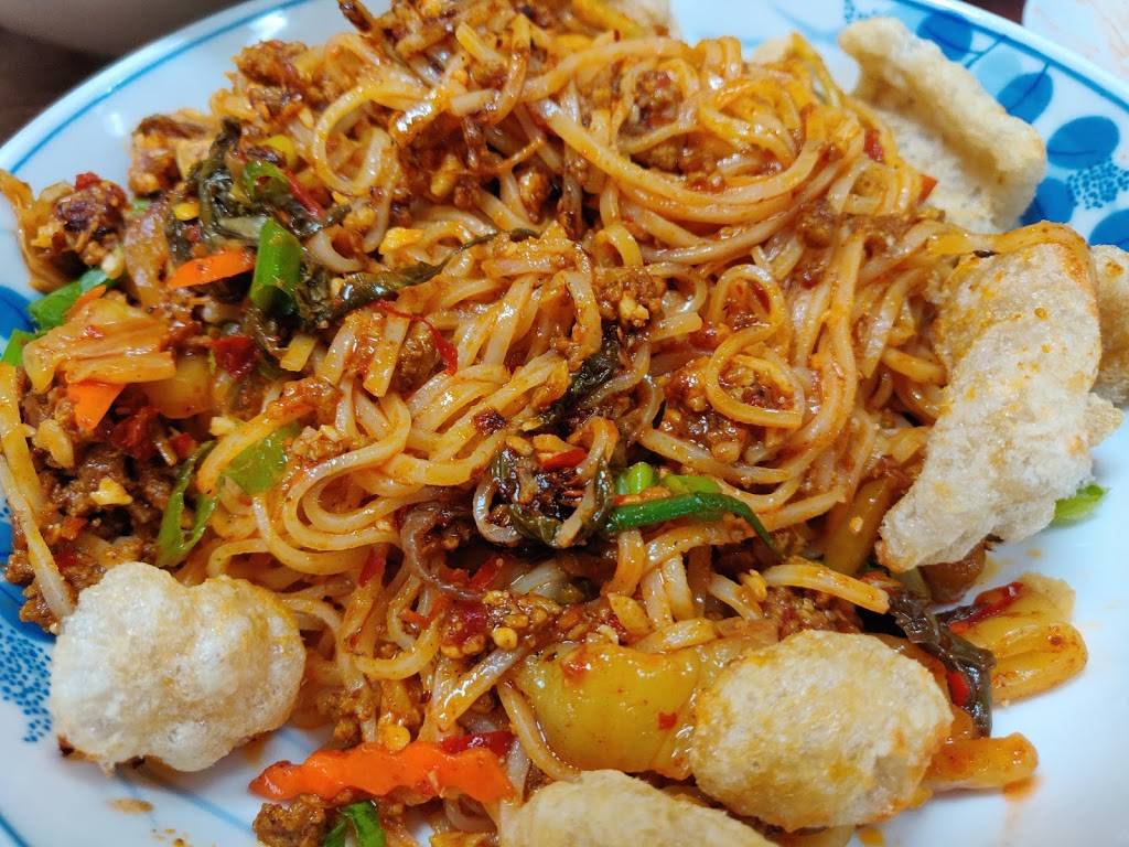 Golden Prawn -Burmese Kyay Oh | restaurant | 39698 Cedar Blvd #8, Newark, CA 94560, USA | 5109799600 OR +1 510-979-9600