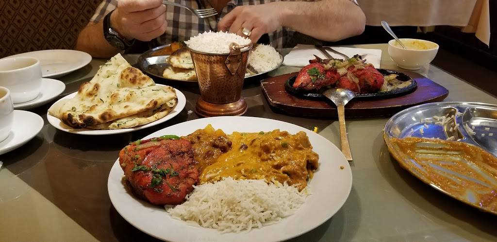 Malhis Indian Cuisine | restaurant | 39438 Trade Center Dr, Palmdale, CA 93551, USA | 6619472277 OR +1 661-947-2277