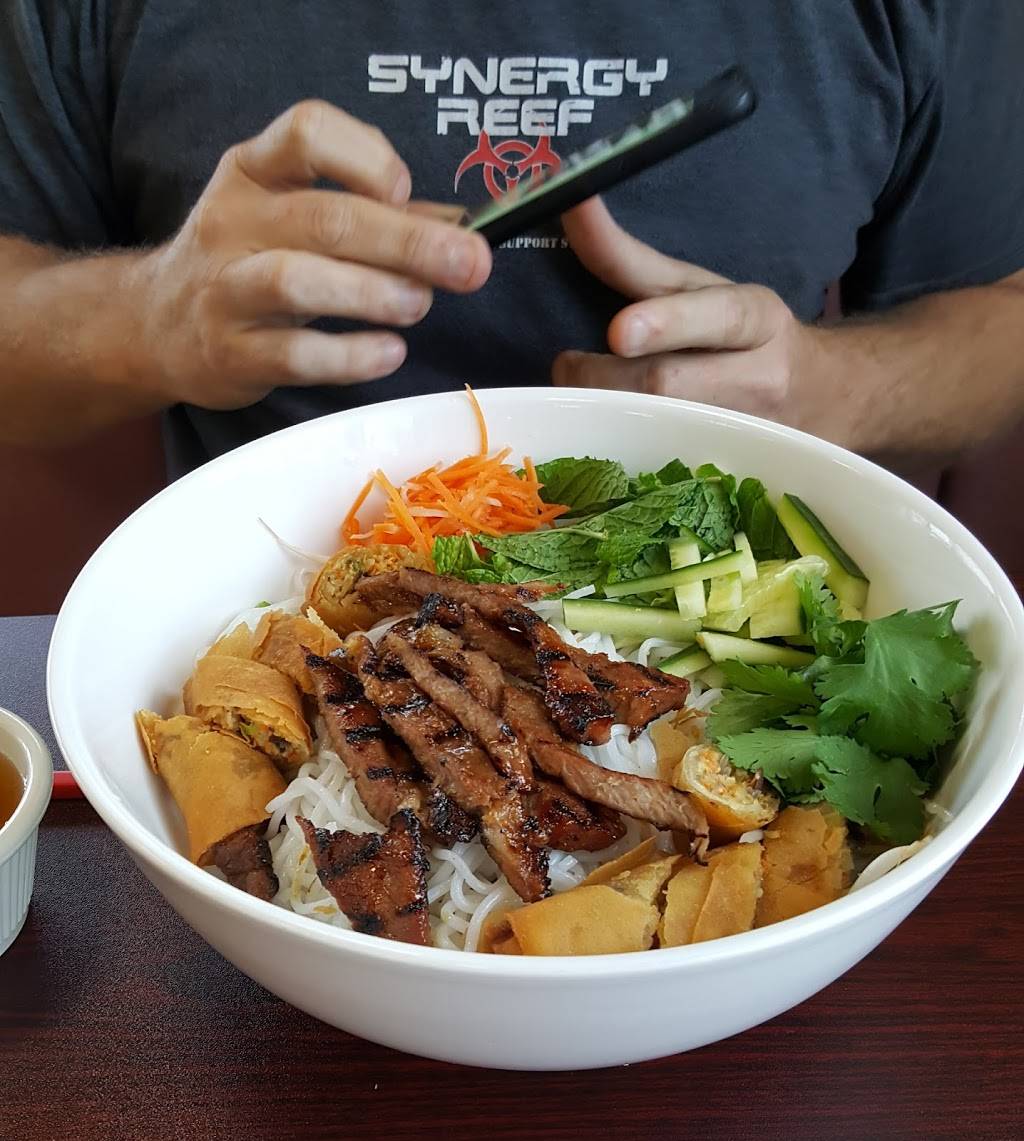 Pho Viet | restaurant | 1722 S Rutherford Blvd, Murfreesboro, TN 37130, USA | 6292018180 OR +1 629-201-8180