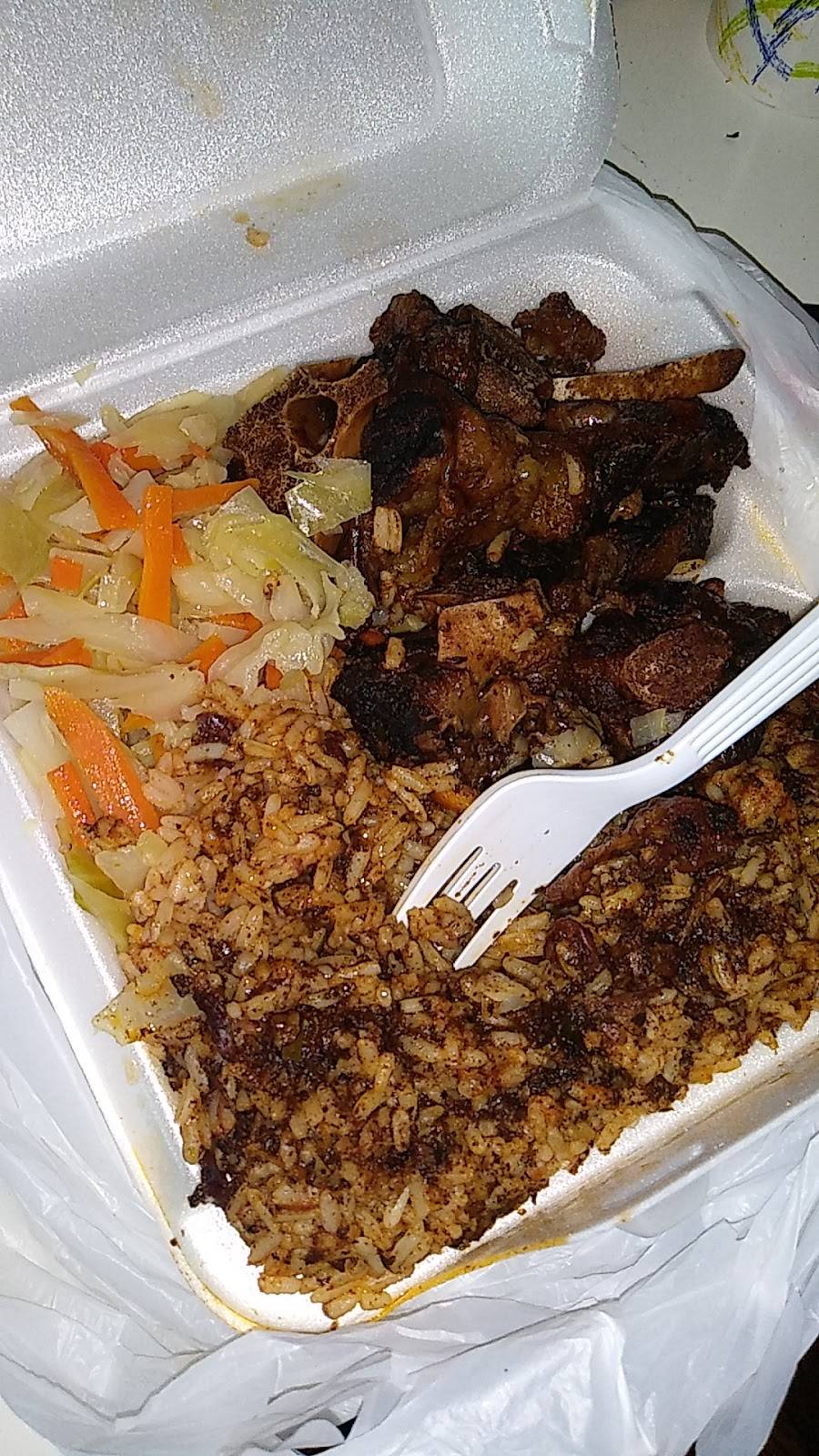 Jamrock Kitchen | restaurant | 502 N 63rd St, Philadelphia, PA 19151, USA | 2157484940 OR +1 215-748-4940