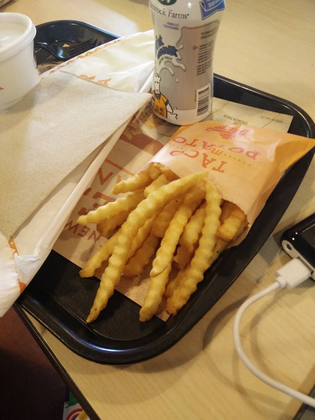 Del Taco | meal takeaway | 3531 Truxel Rd, Sacramento, CA 95834, USA | 9169281971 OR +1 916-928-1971