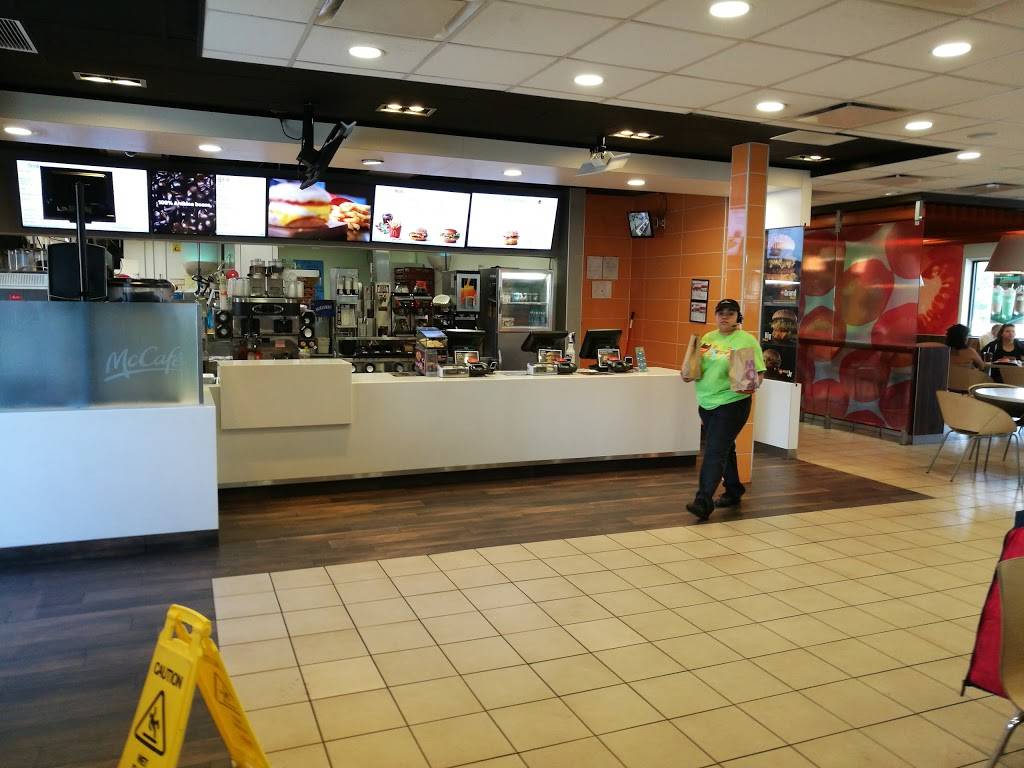 McDonalds | cafe | 6101 N Mesa St Ave, El Paso, TX 79912, USA | 9158335959 OR +1 915-833-5959