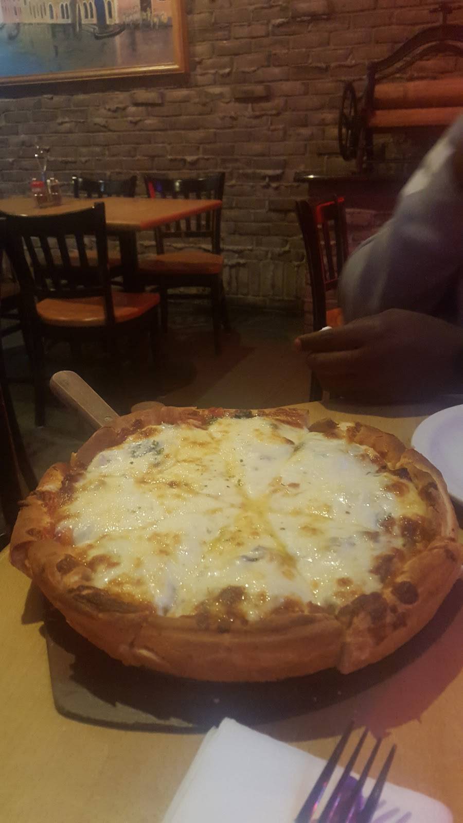 Spizzico Pizza & Pasta | restaurant | 7446 W North Ave, Elmwood Park, IL 60707, USA | 7085830002 OR +1 708-583-0002