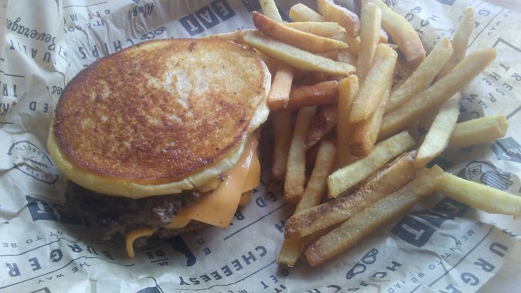 Wayback Burgers | restaurant | 505 E Tulare Ave, Tulare, CA 93274, USA | 5594675070 OR +1 559-467-5070