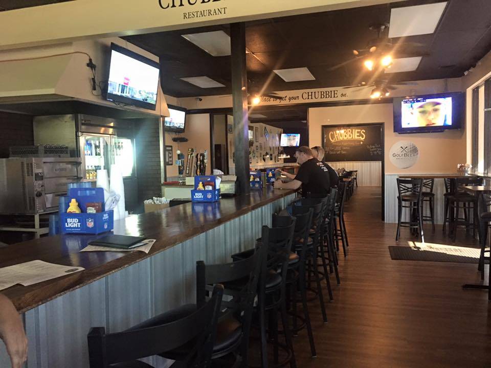 Chubbies | restaurant | 5208 Turnpike Feeder Rd, Fort Pierce, FL 34951, USA | 7724667600 OR +1 772-466-7600