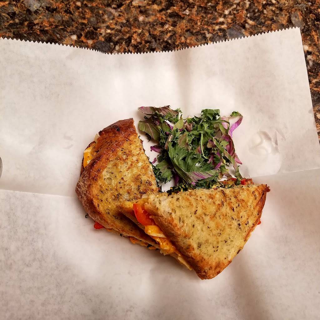 The Fresh Fix of Heights | restaurant | 2234 Lee Rd, Cleveland Heights, OH 44118, USA | 2166005423 OR +1 216-600-5423