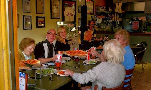 North End Pizzeria | restaurant | 212 E Orange Grove Ave, Burbank, CA 91502, USA | 8185578325 OR +1 818-557-8325