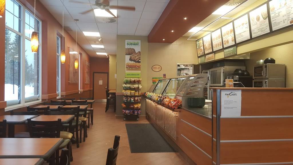 Subway | restaurant | 1025 Boulevard du Lac, Lac-Beauport, QC G3B 0X1, Canada | 4183162838 OR +1 418-316-2838
