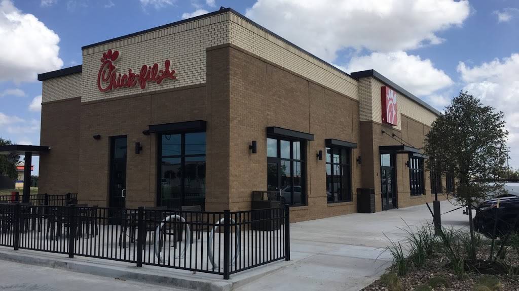 Chick-fil-A | restaurant | 13701 Northwest Blvd, Corpus Christi, TX 78410, USA | 3613870000 OR +1 361-387-0000