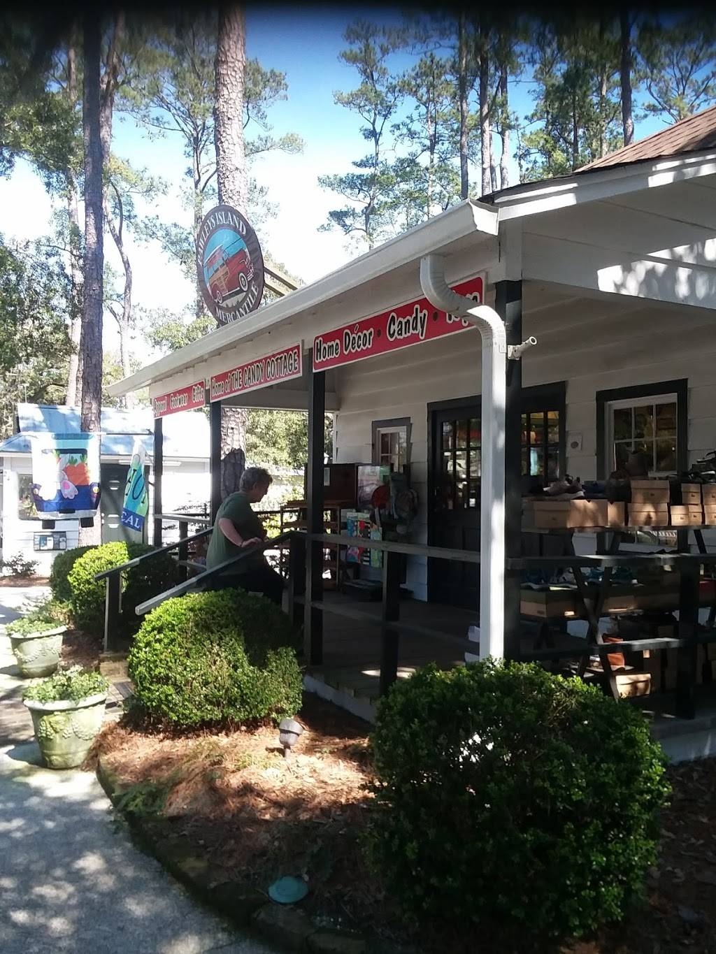 Hammock Shops Village | shopping mall | 10880 Ocean Hwy, Pawleys Island, SC 29585, USA | 8433502220 OR +1 843-350-2220