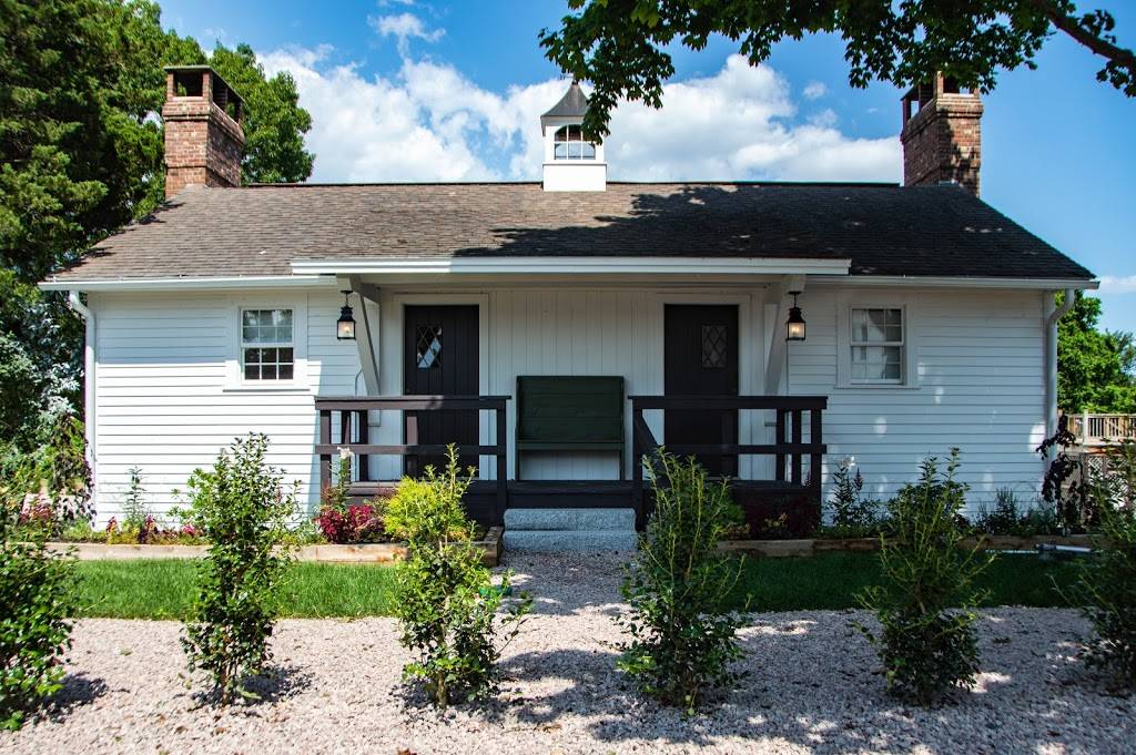 Shelter Harbor Inn | restaurant | 10 Wagner Rd, Westerly, RI 02891, USA | 4013228883 OR +1 401-322-8883