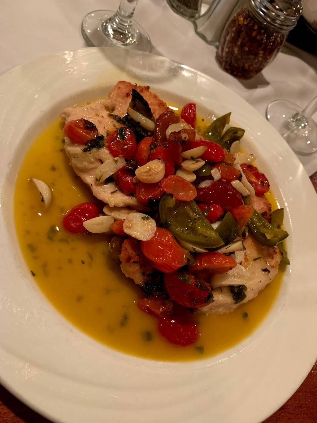 Gabriele Italian Ristorante | restaurant | 326 Boston Post Rd, Orange, CT 06477, USA | 2037992633 OR +1 203-799-2633