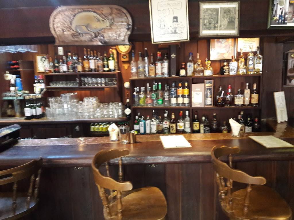 Hogs Breath Inn | restaurant | San Carlos St, Carmel-By-The-Sea, CA 93923, USA | 8316251044 OR +1 831-625-1044