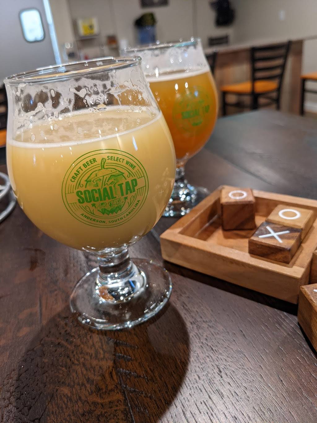 The Social Tap | restaurant | 1475 Pearman Dairy Rd Suite D, Anderson, SC 29625, USA | 8646543575 OR +1 864-654-3575