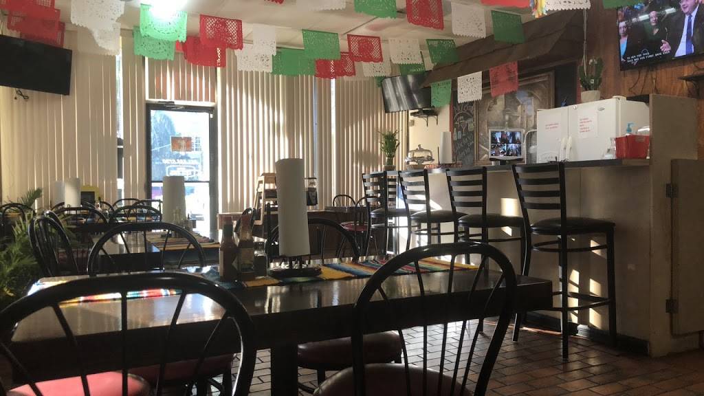 Los Compadres Mexican Restaurant | restaurant | 2123 10th Ave N, Lake Worth, FL 33461, USA | 5616449120 OR +1 561-644-9120