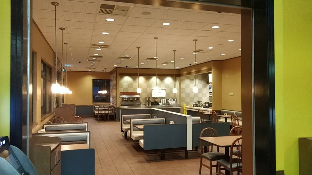 Whataburger | restaurant | 104 S Railroad Ave, Mt Enterprise, TX 75681, USA | 9038224055 OR +1 903-822-4055