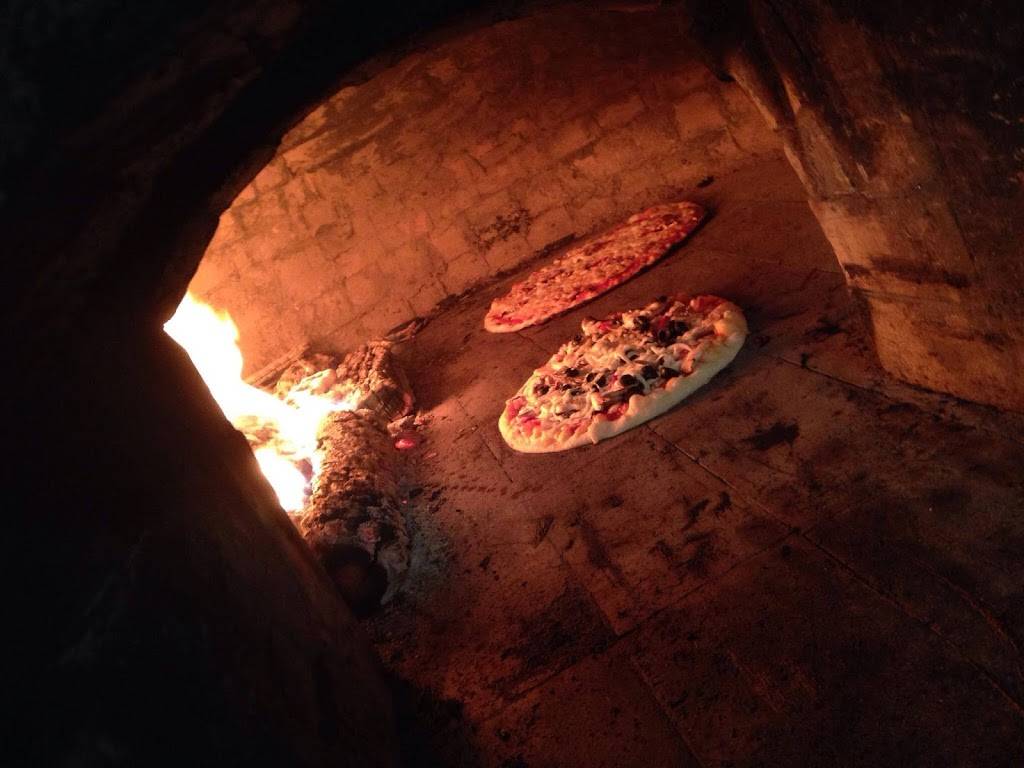 Marinos Pizzeria | restaurant | 9083 W Peakview Dr #7b, Littleton, CO 80123, USA | 3039550373 OR +1 303-955-0373