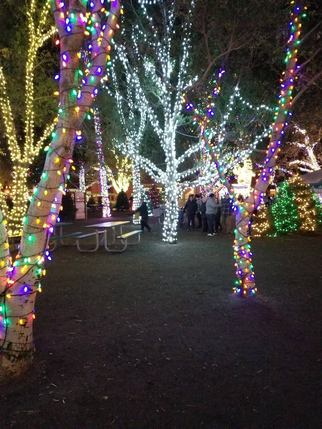 Irvine Park Railroad | meal takeaway | 1 Irvine Park Rd, Orange, CA 92869, USA | 7149973968 OR +1 714-997-3968