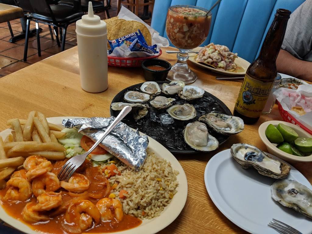 Mariscos las Islitas De Nayarit | restaurant | 2119 N 35th Ave, Phoenix, AZ 85009, USA | 6022834854 OR +1 602-283-4854