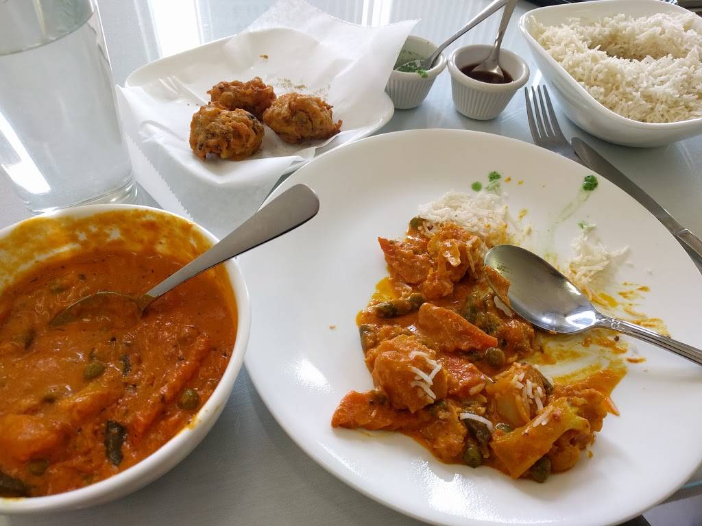 Cinnamon Indian Grill | restaurant | 2628 N High St, Columbus, OH 43202, USA | 6142619309 OR +1 614-261-9309