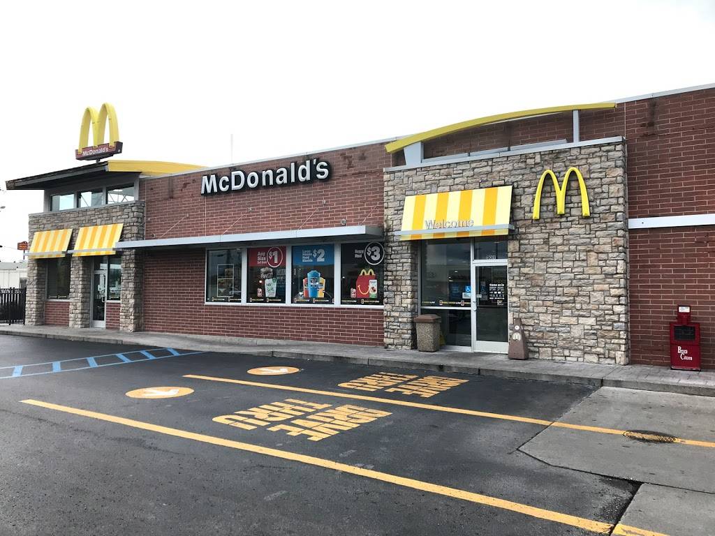 McDonalds | cafe | 109 Brenwood St, Berea, KY 40403, USA | 8599864206 OR +1 859-986-4206