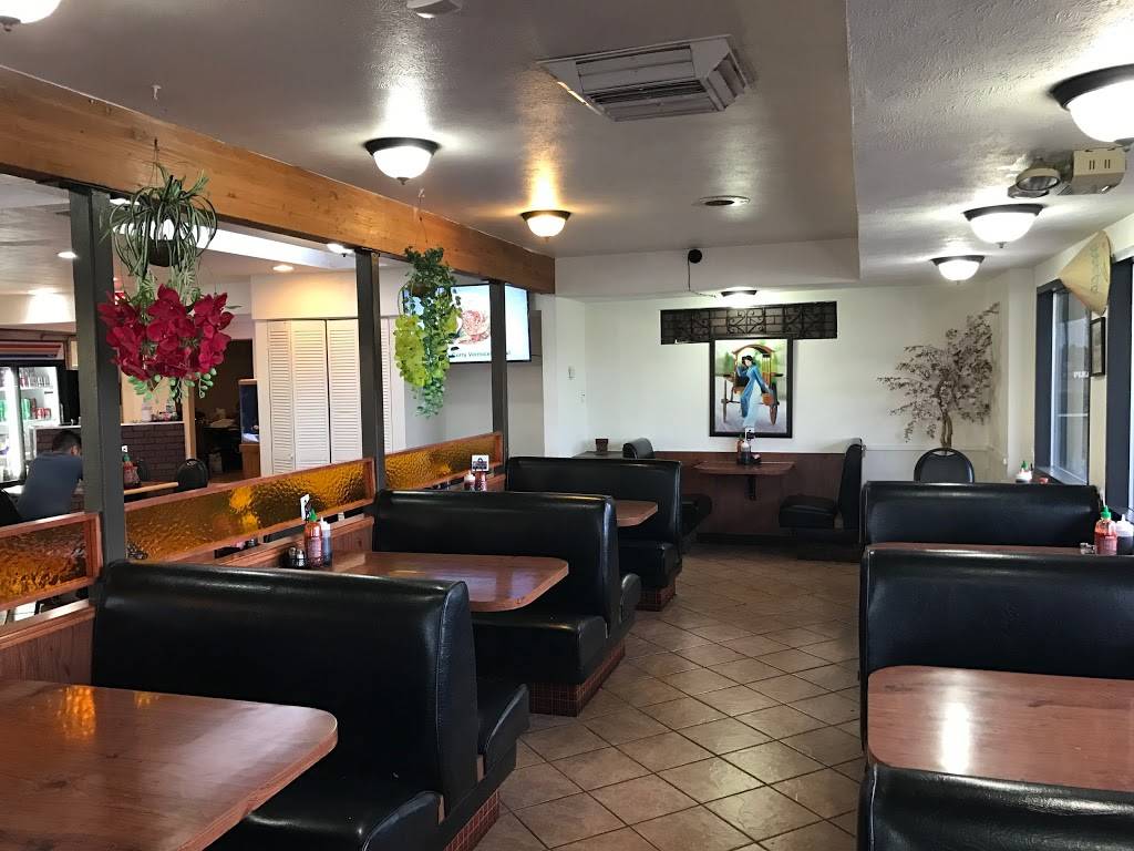 Pho 79 Vietnamese Restaurant | restaurant | 2007 Candelaria Rd NE, Albuquerque, NM 87107, USA | 5058833747 OR +1 505-883-3747