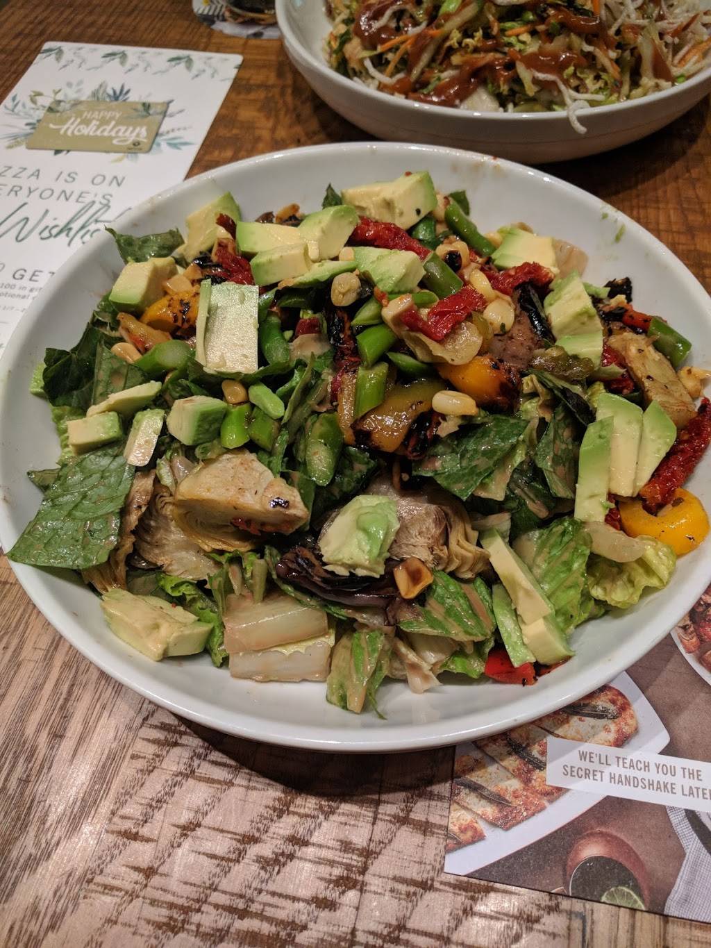 California Pizza Kitchen at CoolSprings Galleria | restaurant | 1800 Galleria Blvd, Franklin, TN 37067, USA | 6156148115 OR +1 615-614-8115