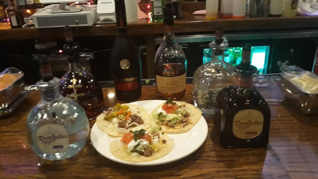 1540 Bar and Grill | restaurant | 1540 W North Ave, Chicago, IL 60642, USA | 7736836180 OR +1 773-683-6180