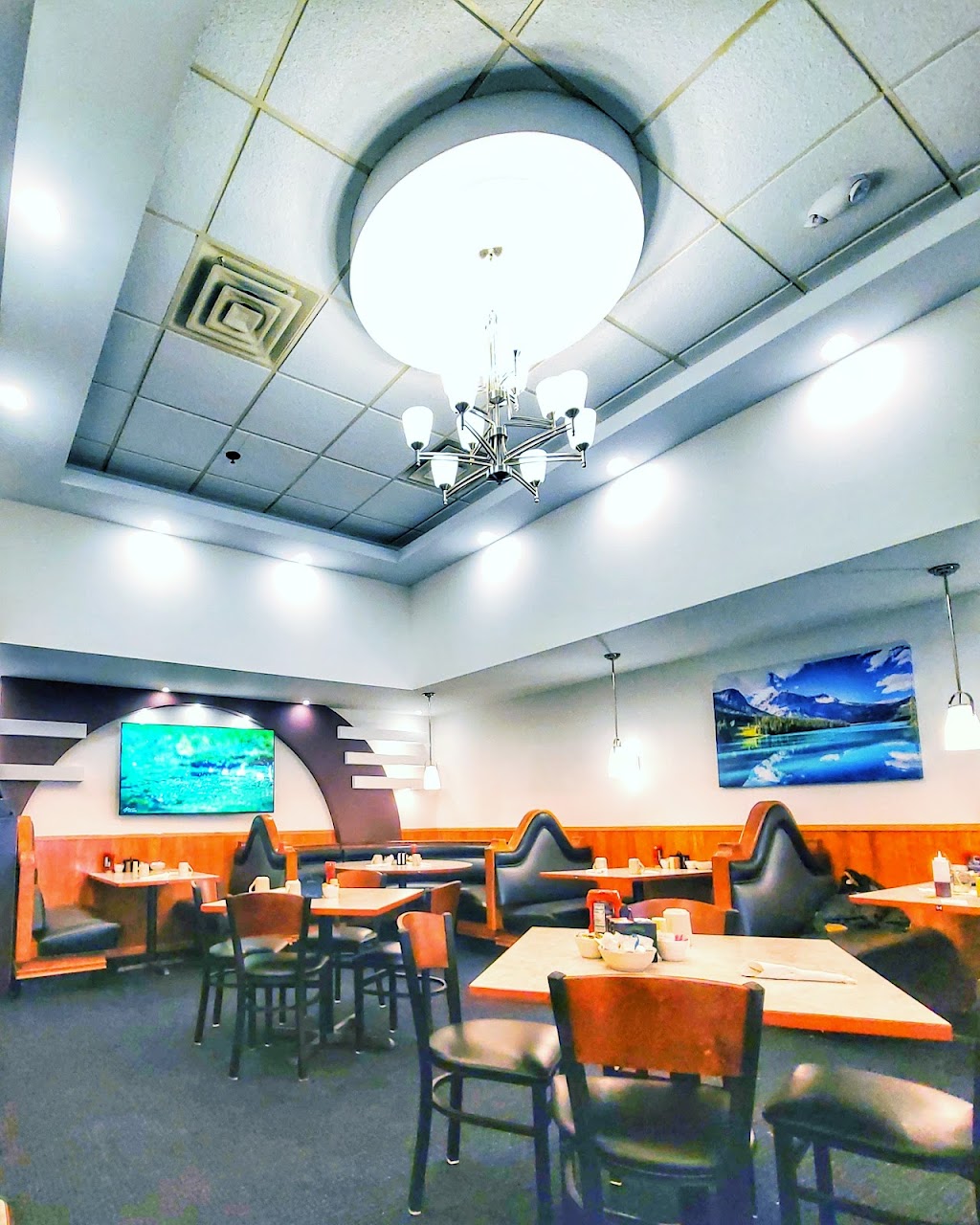 Plymouth Cafe | restaurant | 2211 Eastern Ave, Plymouth, WI 53073, USA | 9204001008 OR +1 920-400-1008