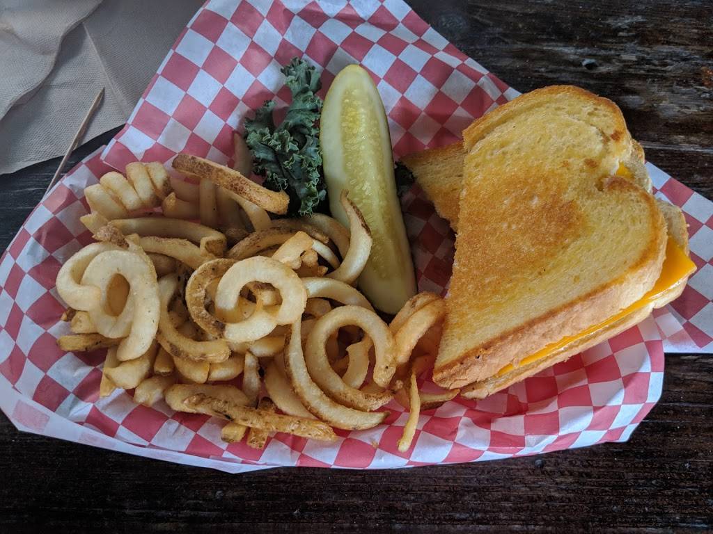 Madison Bear Garden | restaurant | 316 W 2nd St, Chico, CA 95928, USA | 5308911639 OR +1 530-891-1639