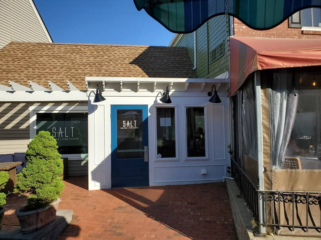 Salt Raw Bar + Fine Cuisine | restaurant | 170 Water St, Plymouth, MA 02360, USA | 7742834660 OR +1 774-283-4660