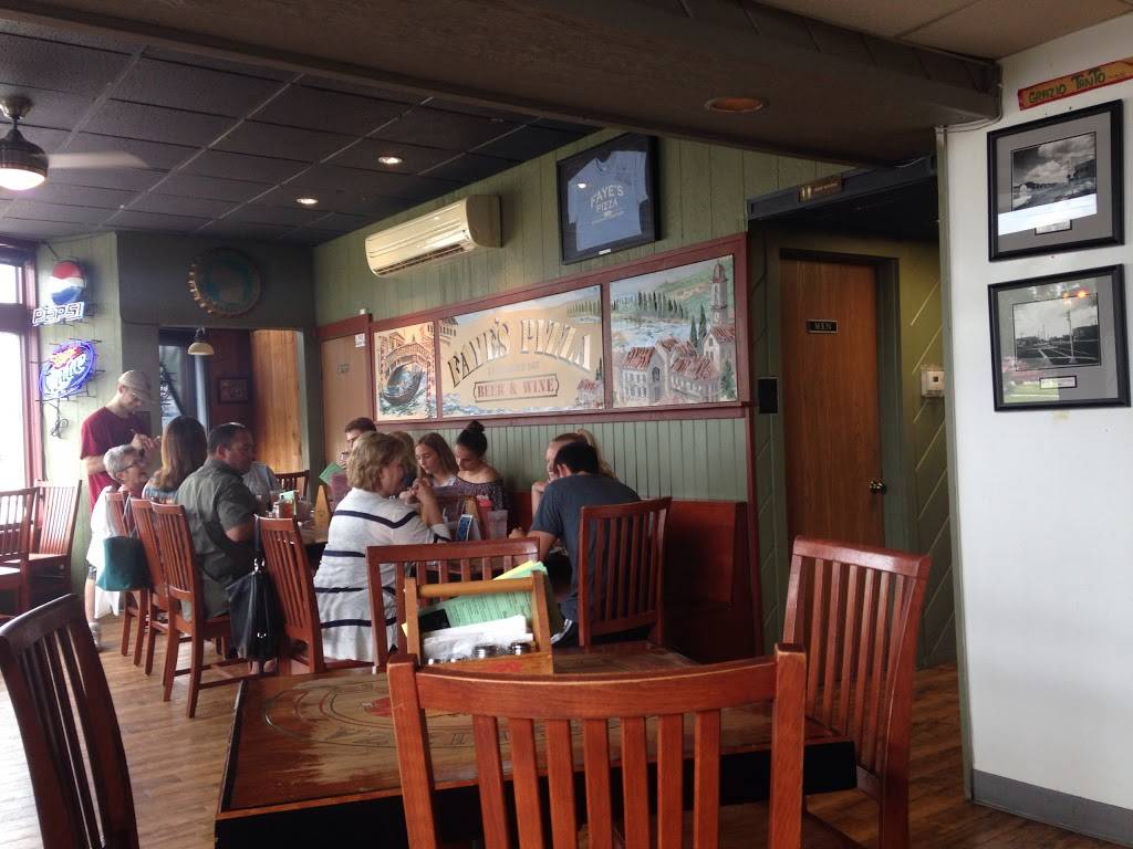 Fayes Pizza | restaurant | 1821 Calumet Dr, Sheboygan, WI 53081, USA | 9204584171 OR +1 920-458-4171