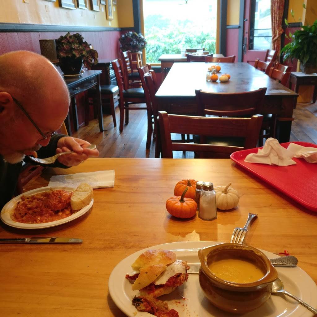 Al Duccis Italian Pantry | restaurant | 133 Elm St, Manchester Center, VT 05255, USA | 8023624449 OR +1 802-362-4449