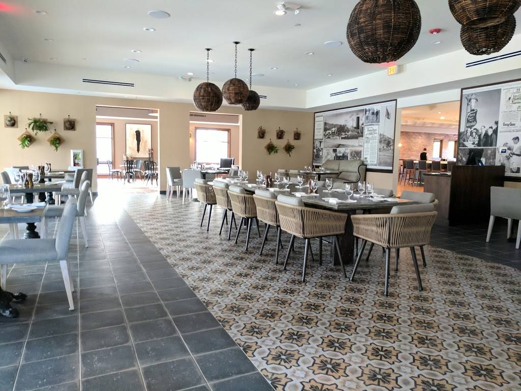 Chevy Chase Country Club | night club | 3067 E Chevy Chase Dr, Glendale, CA 91206, USA | 8182465566 OR +1 818-246-5566