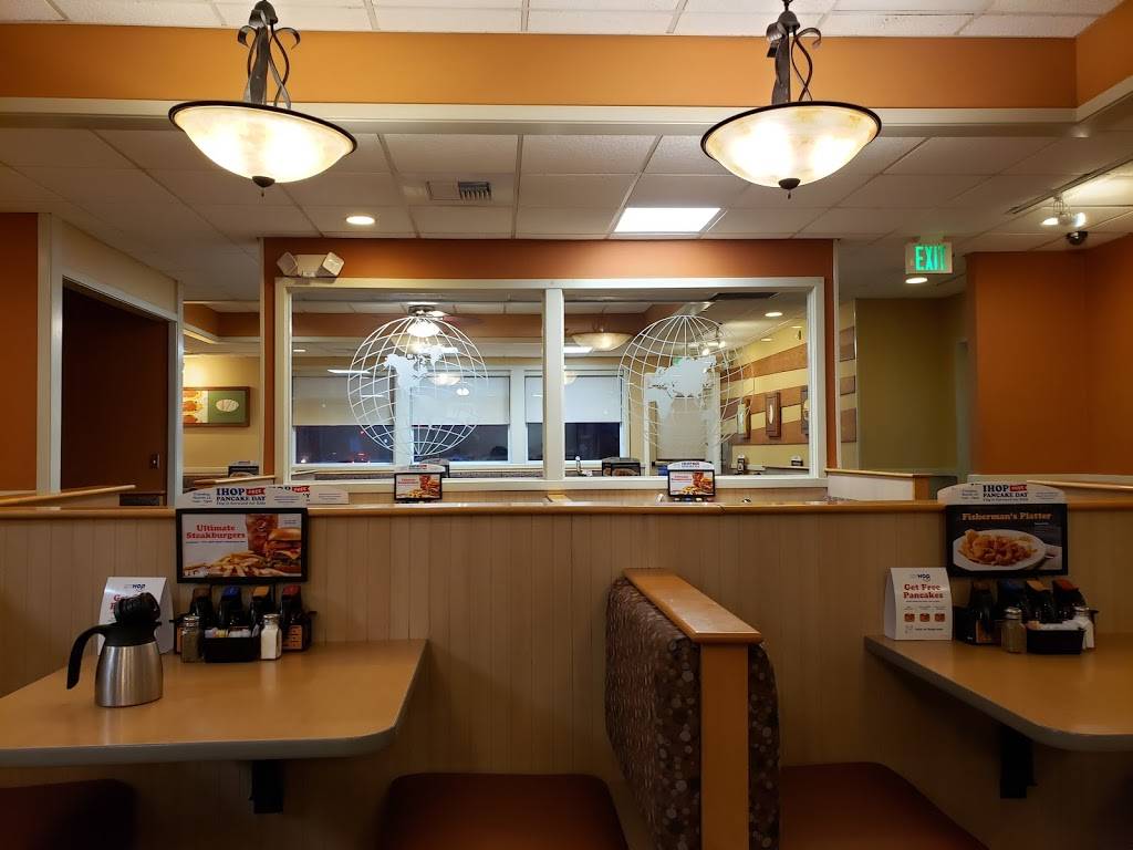 IHOP | restaurant | 1110 Miller Park Way, West Milwaukee, WI 53214, USA | 4146478645 OR +1 414-647-8645