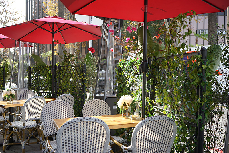 By The Way Burger - Beverly Hills | cafe | 8442 Wilshire Blvd, Beverly Hills, CA 90211, USA | 3234334119 OR +1 323-433-4119