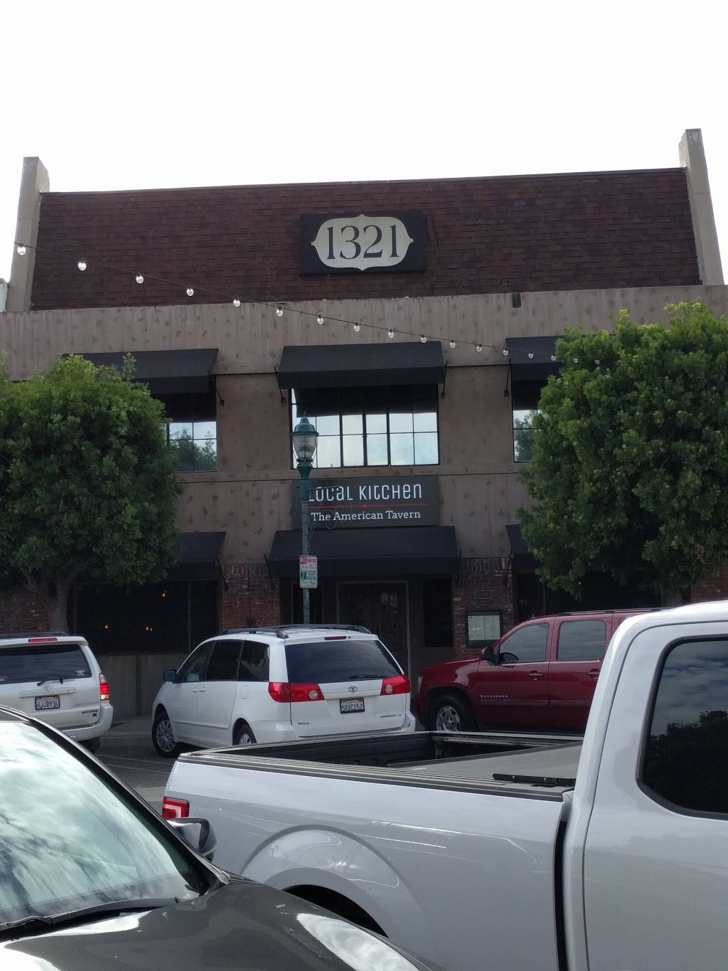 Local Kitchen | restaurant | 1321 Sartori Ave, Torrance, CA 90501, USA | 4243371321 OR +1 424-337-1321