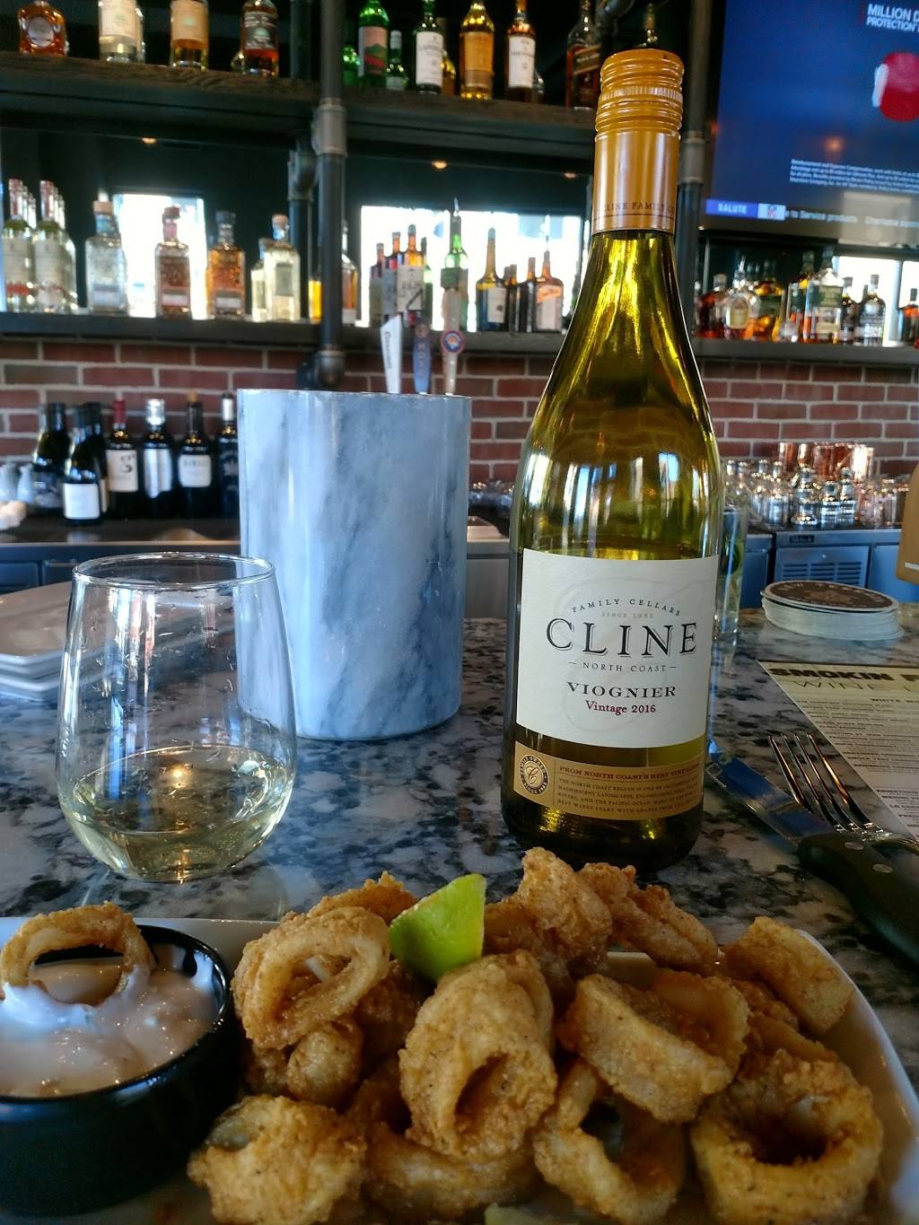 Smokin Fins | restaurant | 7600 Grandview Ave #100, Arvada, CO 80002, USA | 3032285848 OR +1 303-228-5848