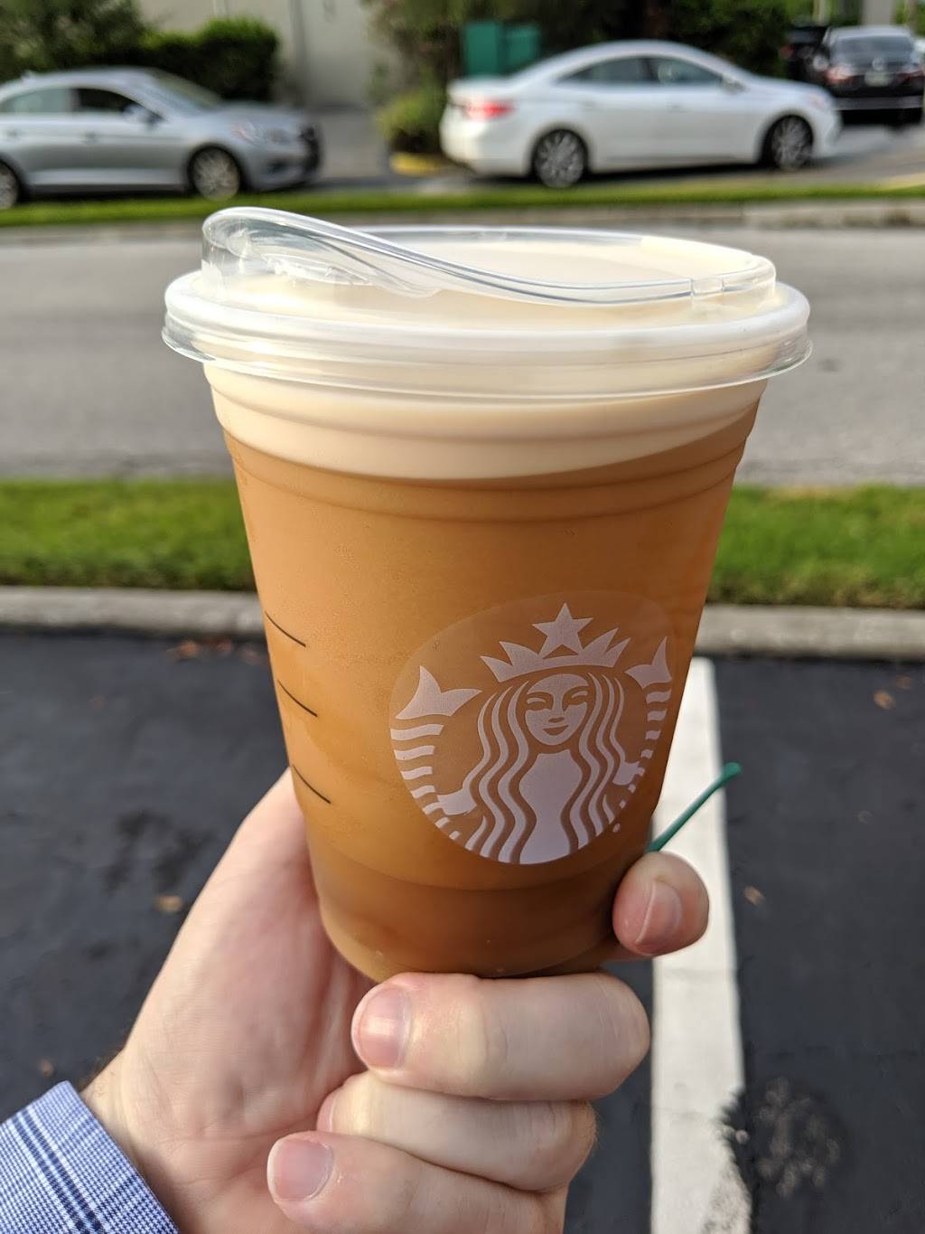 Starbucks | cafe | 2577 Ulmerton Rd, Clearwater, FL 33762, USA | 7275409177 OR +1 727-540-9177