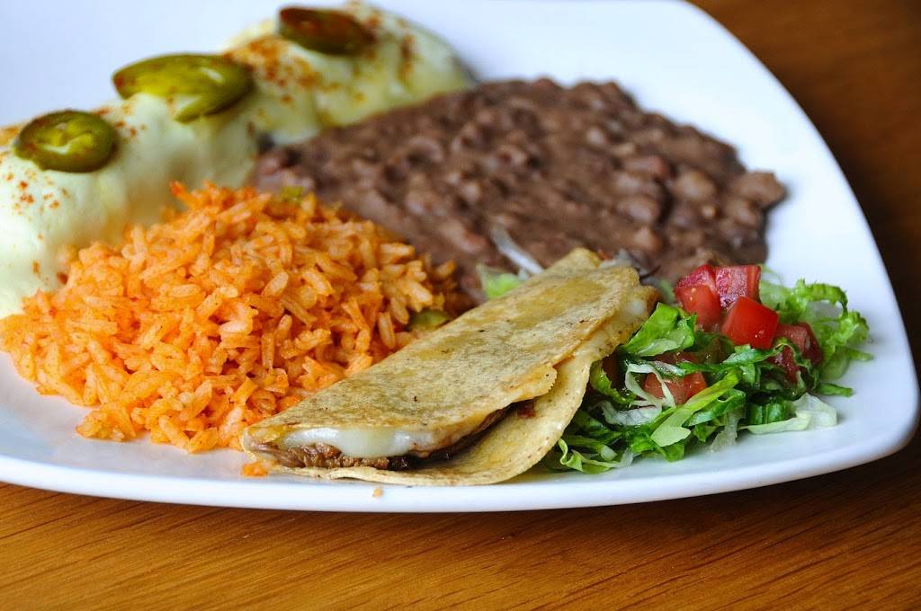 Lalos Fine Mexican Cuisine | restaurant | 18484 Preston Rd #118, Dallas, TX 75252, USA | 4692983017 OR +1 469-298-3017