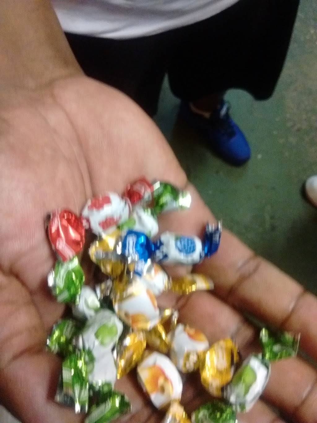 L D Restaurant & Lounge | restaurant | 1422 Thomas St, Memphis, TN 38107, USA | 9015256248 OR +1 901-525-6248