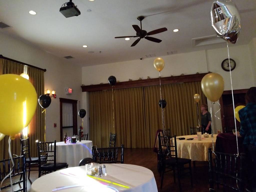 Holy Grail Restaurant and Pub | restaurant | 64 Main St, Epping, NH 03042, USA | 6036799559 OR +1 603-679-9559