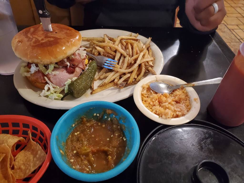 Ciros Sea & Mexican Food | restaurant | 3710 Montana Ave, El Paso, TX 79903, USA | 9155645578 OR +1 915-564-5578