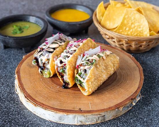 Taco Tacu | meal takeaway | 3456 SW 8th St, Miami, FL 33135, USA | 7867891924 OR +1 786-789-1924