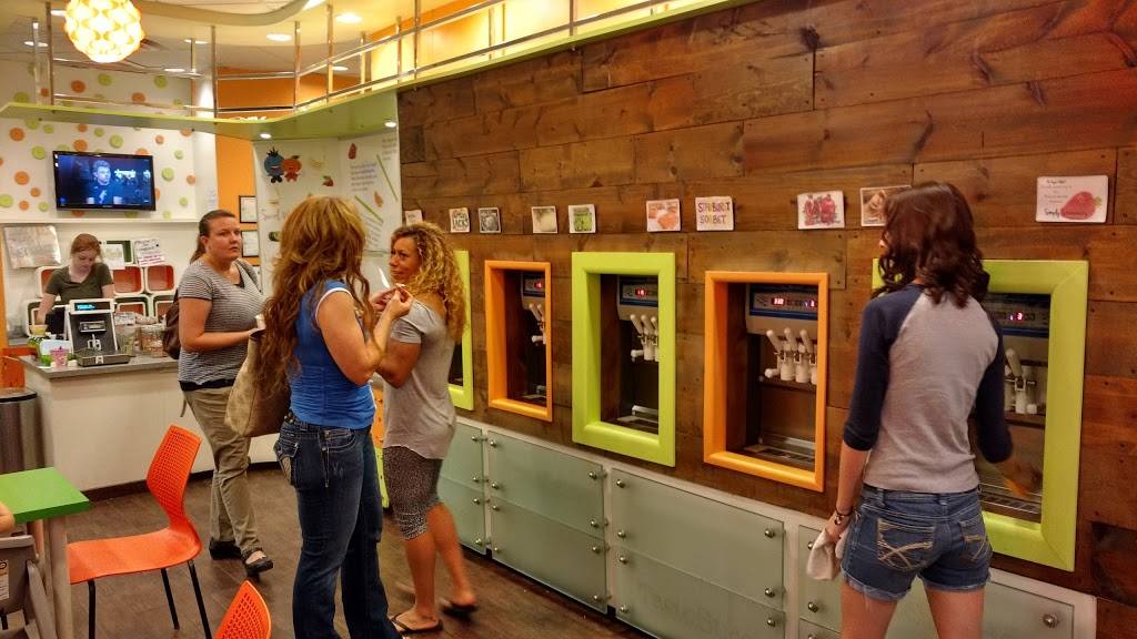 TasteBuds Frozen Yogurt | restaurant | 1030 S Gilbert Rd #106, Gilbert, AZ 85296, USA | 4803617122 OR +1 480-361-7122