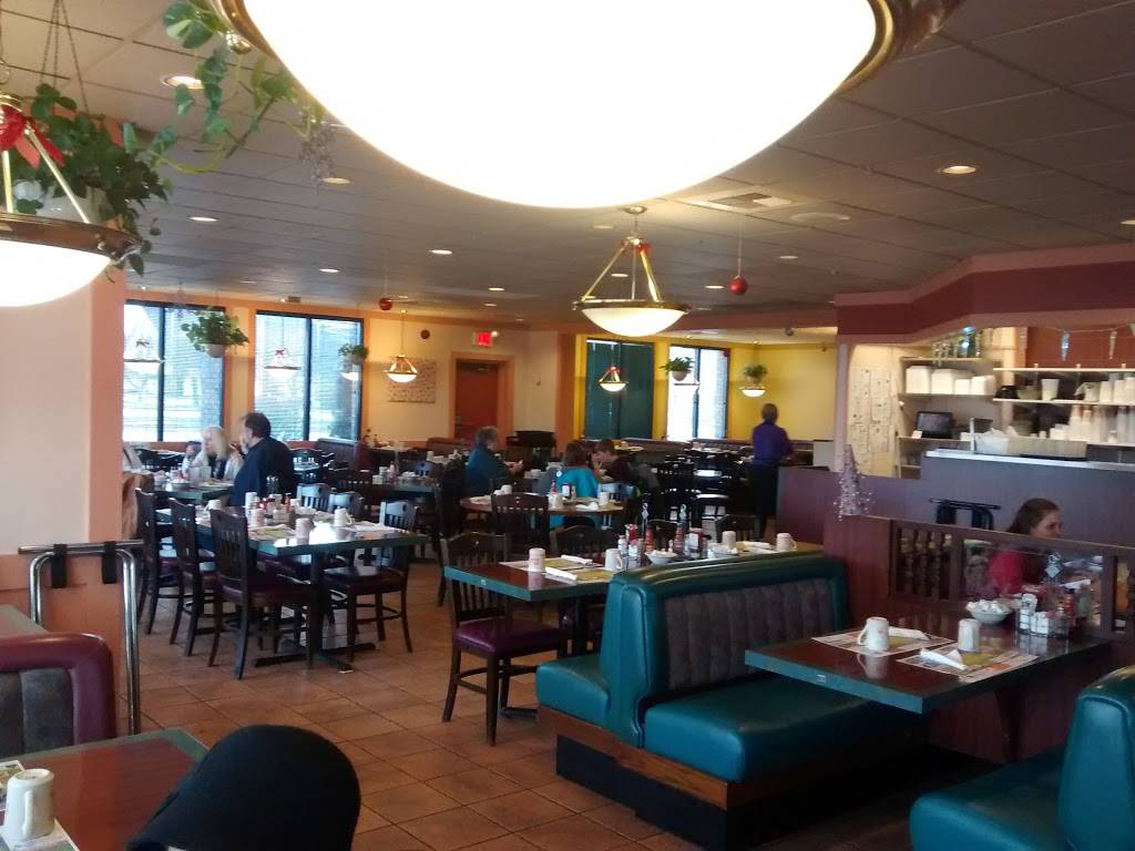 Sophias House of Pancakes | restaurant | 1647 Mall Dr, Benton Harbor, MI 49022, USA | 2699347688 OR +1 269-934-7688